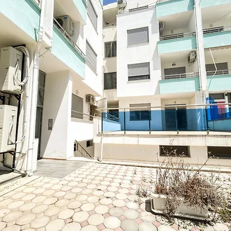 Euphoria 877 Inn Golem (Tirana)